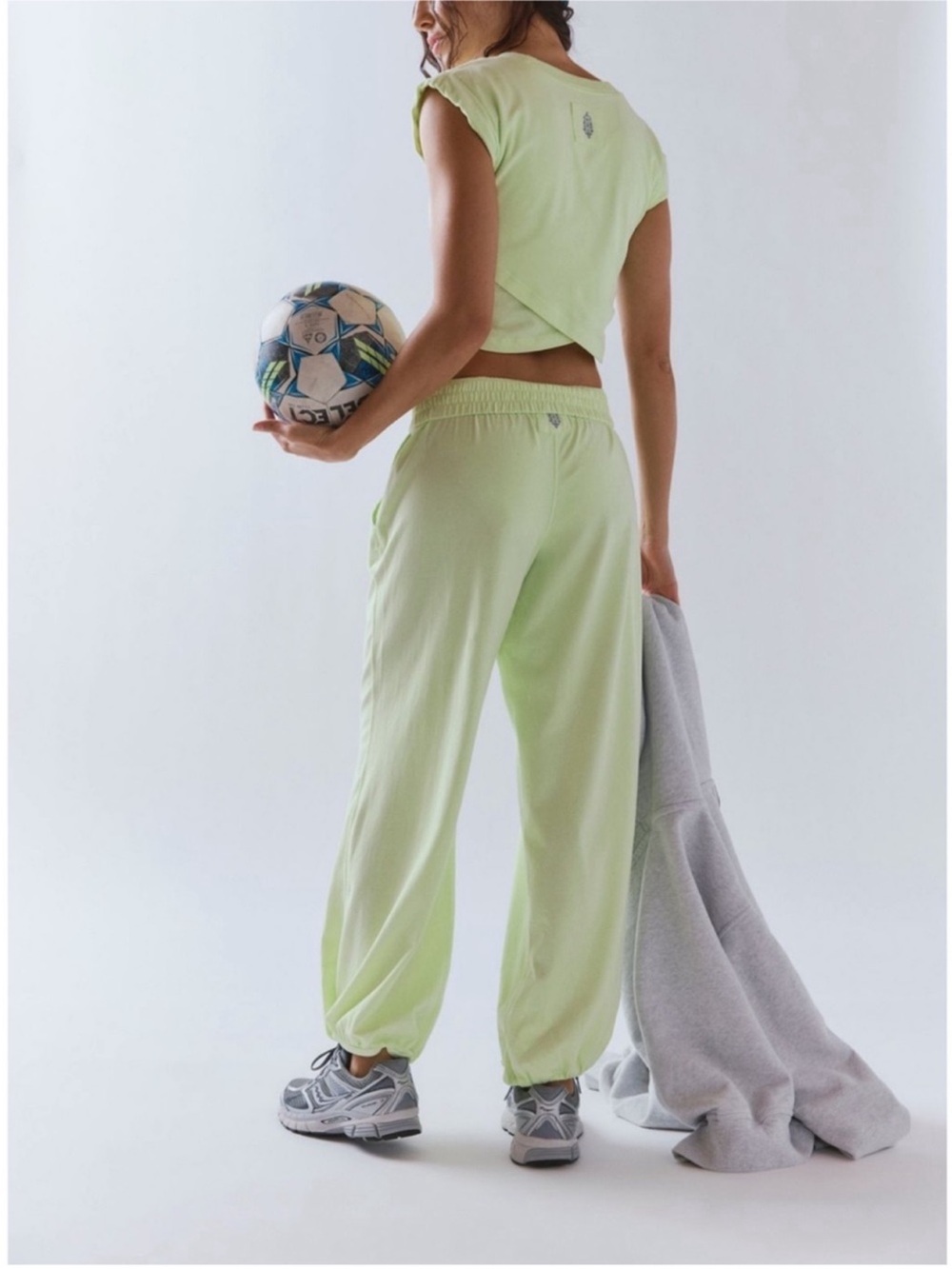 FP Movement by Free People Hot shot crossover set - Picture 2 of 3